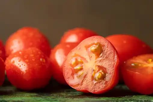 Fazla Kiraz Domateslerini Değerlendirmenin Yaratıcı Pişirme ve Saklama Yöntemleri