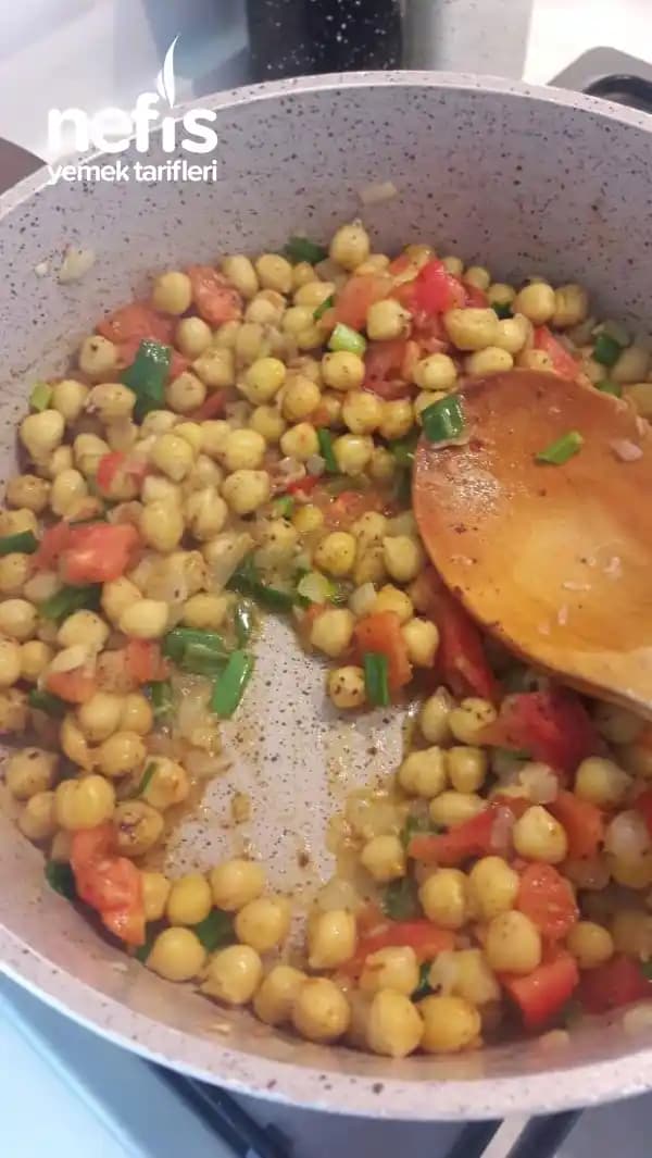 Nohutları Eşit ve Kıtır Kıtır Kavurmanın Etkili Yöntemleri ve Püf Noktaları