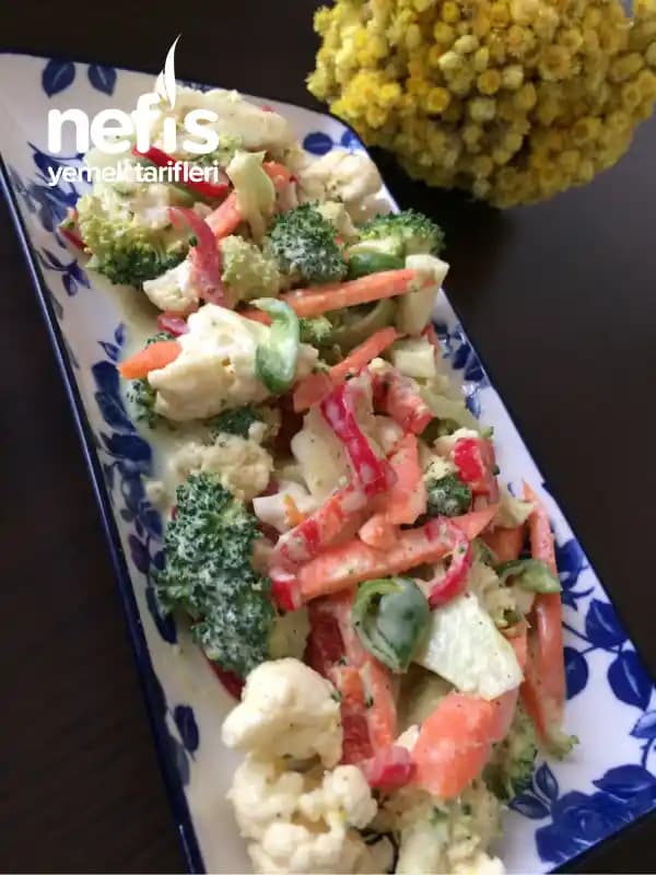 Sirke ile Hazırlanan Çiğ Sebze Salataları: Alternatif Sebzeler ve Lezzet Önerileri