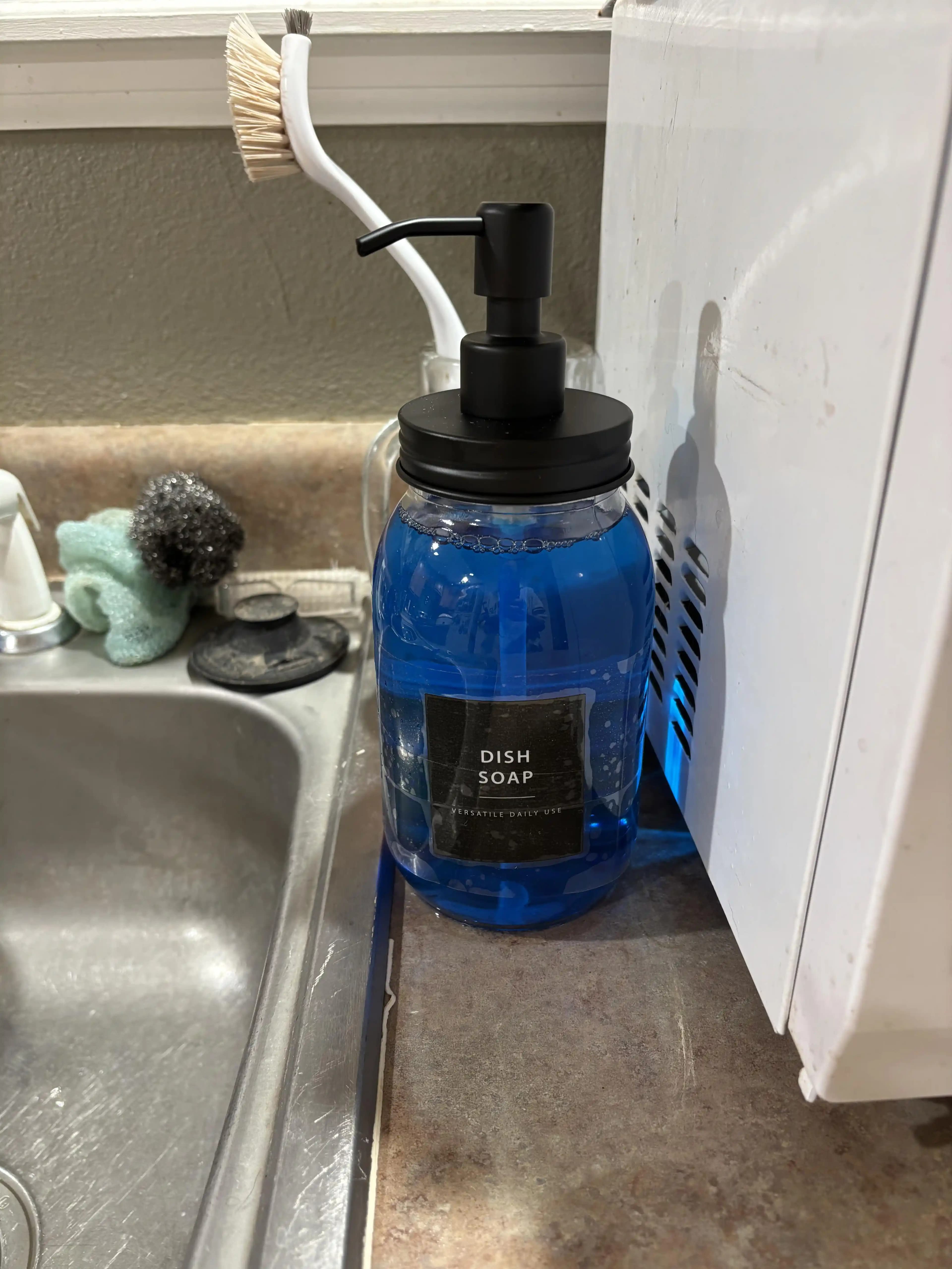 Pompalı ve Spreyli Sabun Kaplarıyla Tasarruflu ve Pratik Temizlik Yöntemleri