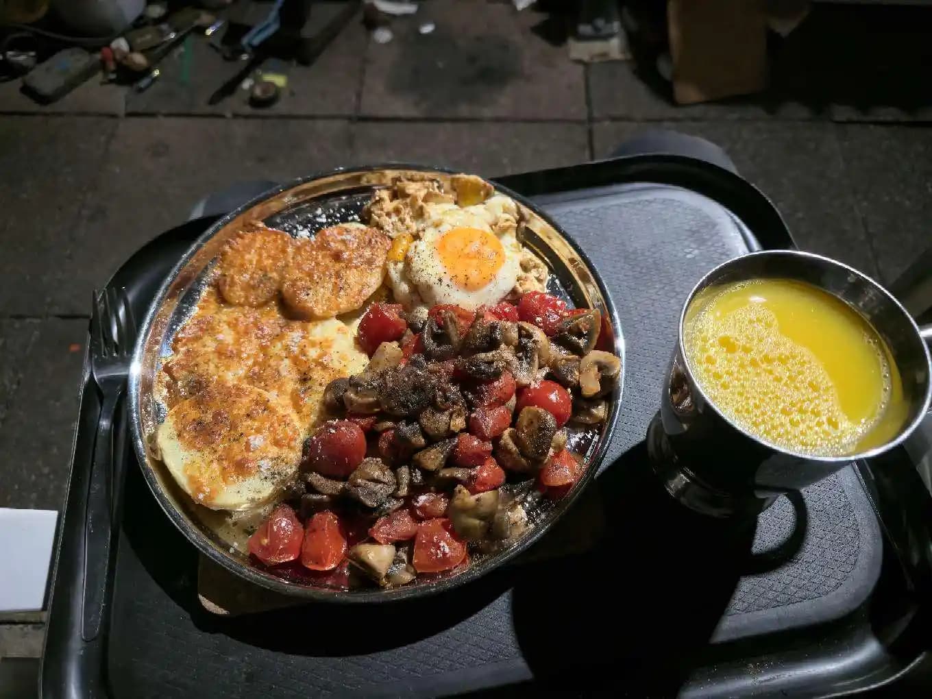 Yaklaşık 3 Dolarla Hazırlanan Ekonomik ve Besleyici Kahvaltı Örneği