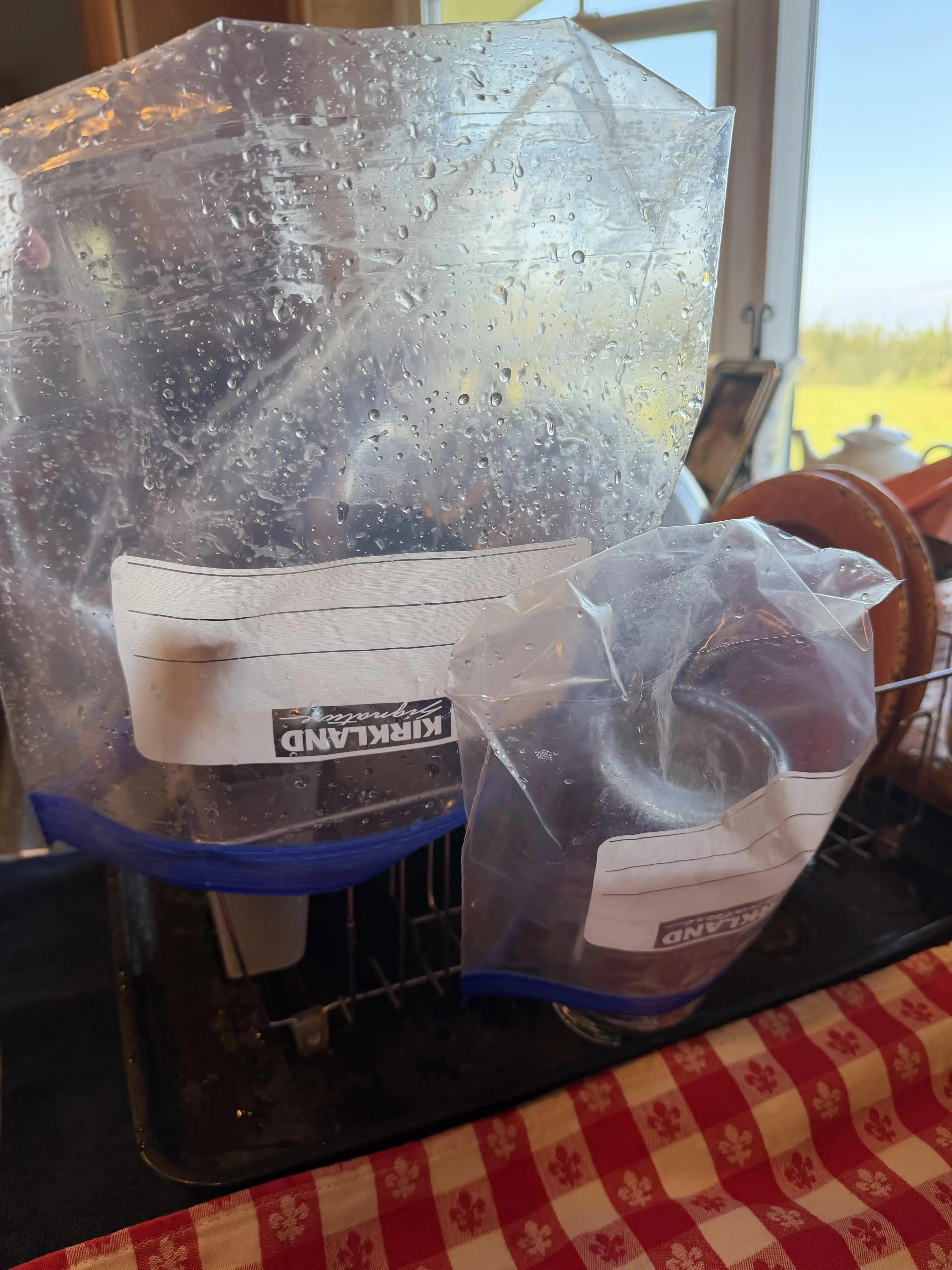 Ziplock Poşetlerin Yeniden Kullanımı: Temizlik, Kullanım Alanları ve Alternatif Çözümler