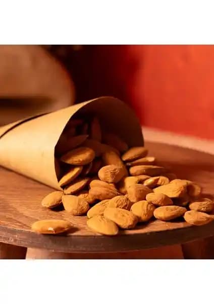 Çakır Çerez Çiğ ve Kavrulmuş Badem Karşılaştırması Ürün Özellikleri ve Tüketici Yorumları