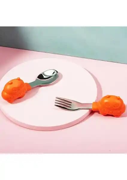 Çocuk Yemek Takımları Karşılaştırması: Maskot Bebek ve Munchkin Setleri Analizi