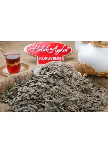 Haluk Ay'ın Kavrulmuş Siyah Ayçekirdeği Ürünü: Sağlıklı ve Taze Atıştırmalık Alternatifi