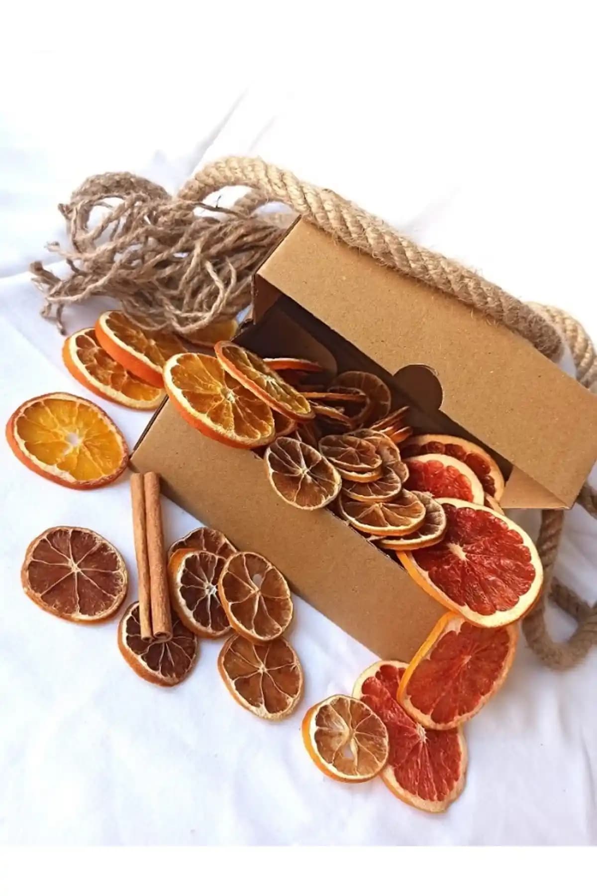 Mimoza Kurutulmuş Turunçgil Paketi: Sağlıklı ve Doğal Atıştırmalık Seçeneği