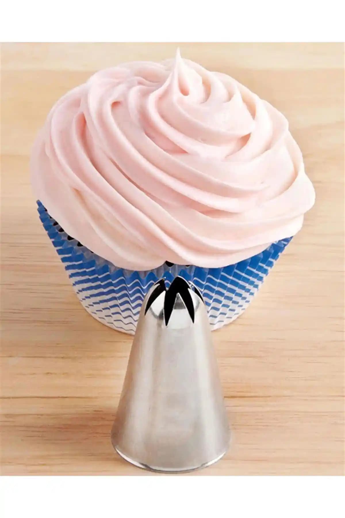 Pasta34 Dekoratif Duylar No:3 Kapalı Yılz ile Profesyonel Pasta Süsleme Çözümleri