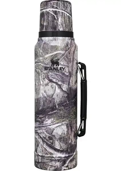 Stanley Termos Karşılaştırması: 1 L ve 0.7 Lt Modellerinin Özellikleri ve Performansları