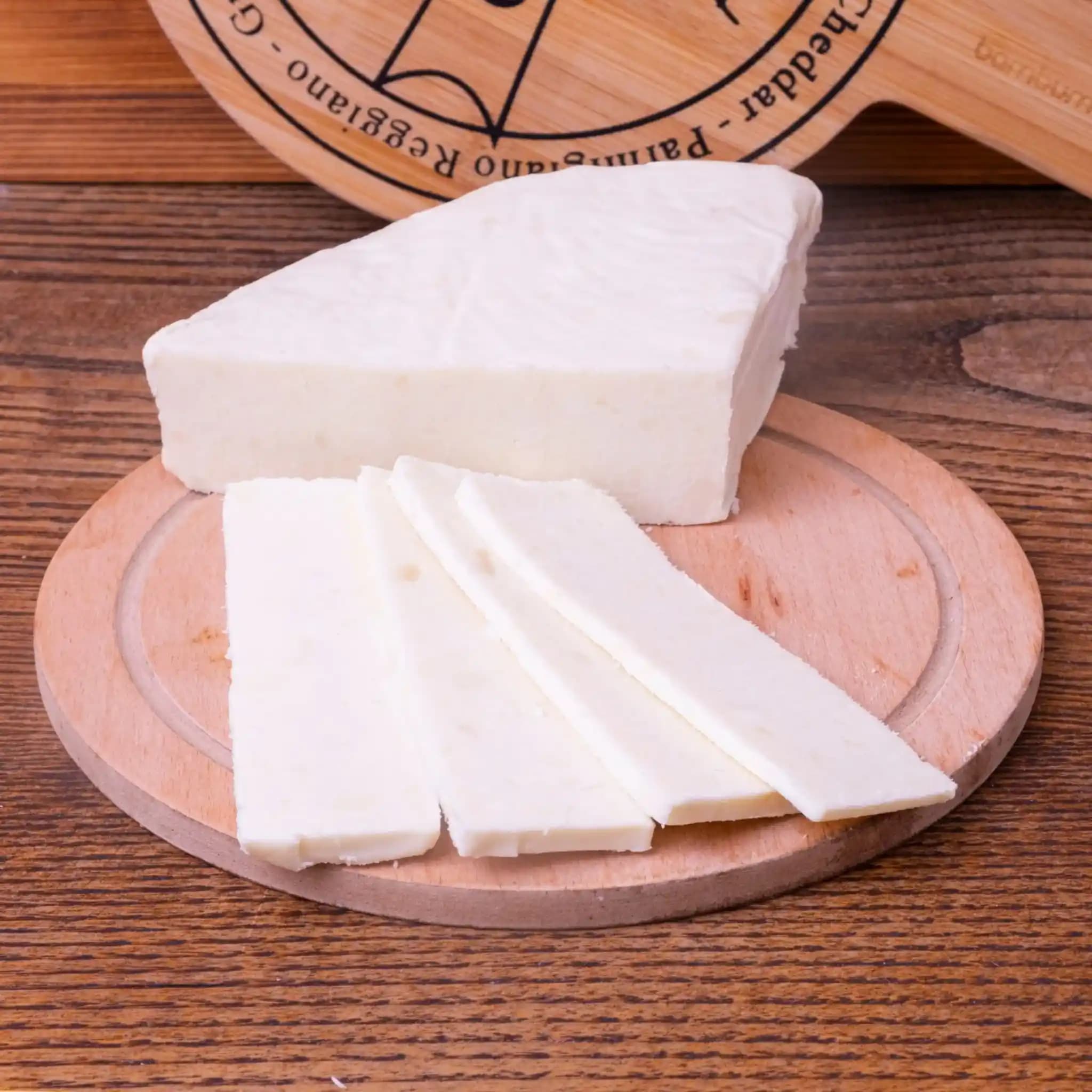 Bergama Artisan Tulum Peyniri: Geleneksel Yöntemlerle Üretilen Doğal ve Otantik Peynir