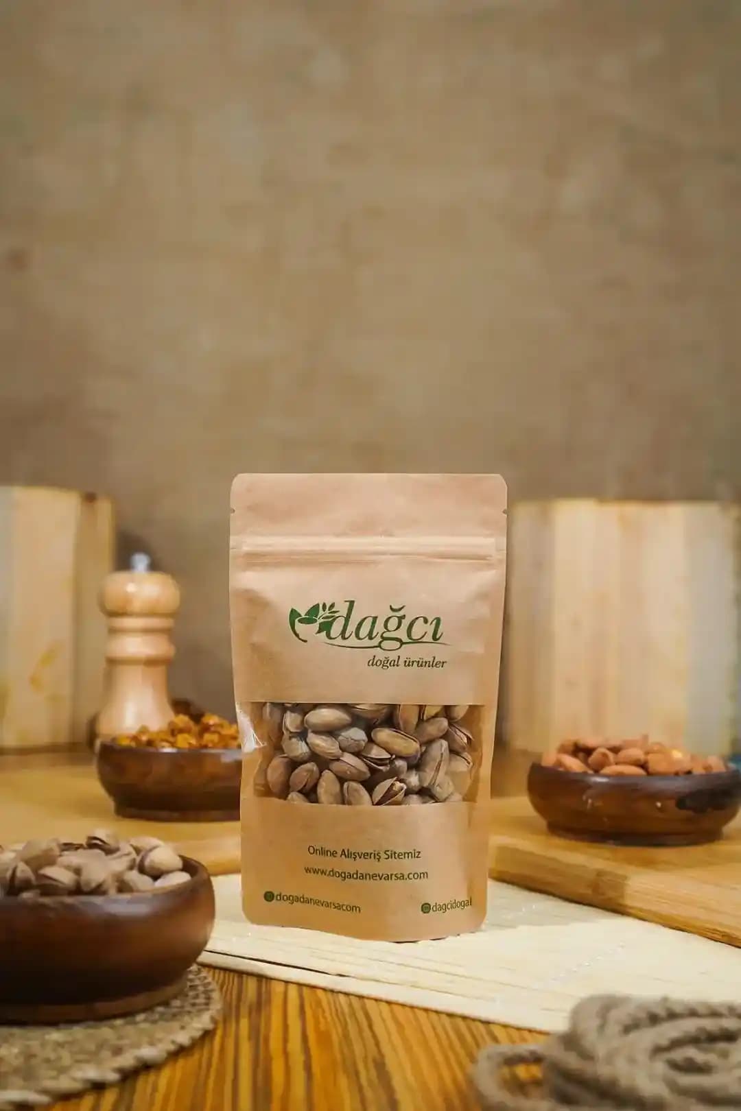 Doğal Antep Fıstığı Tozlarıyla Sağlıklı Atıştırmalıklar ve Tarifler