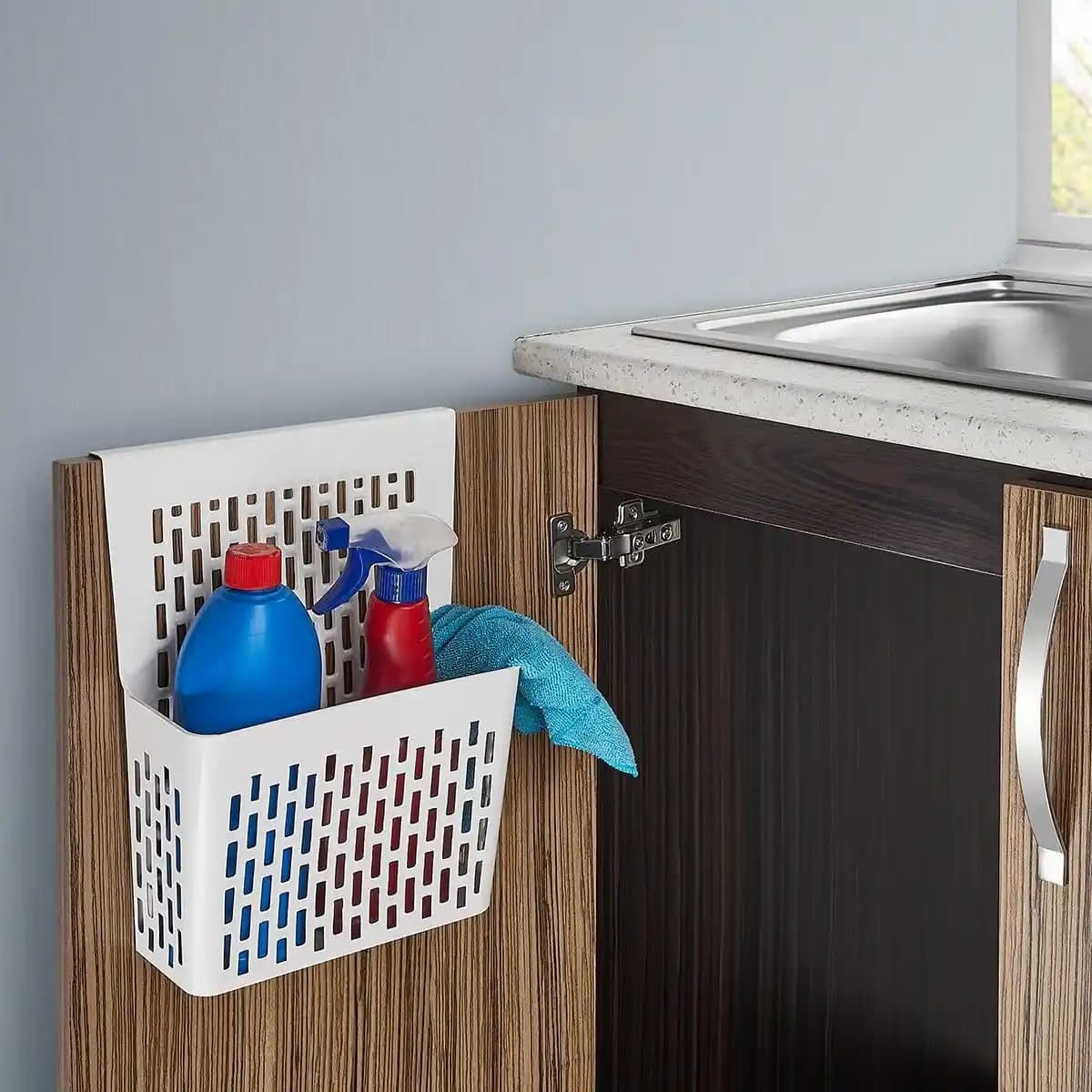 Evde Düzeni Sağlayan Asılabilir Dolap Düzenleyicilerin Özellikleri ve Kullanım Alanları