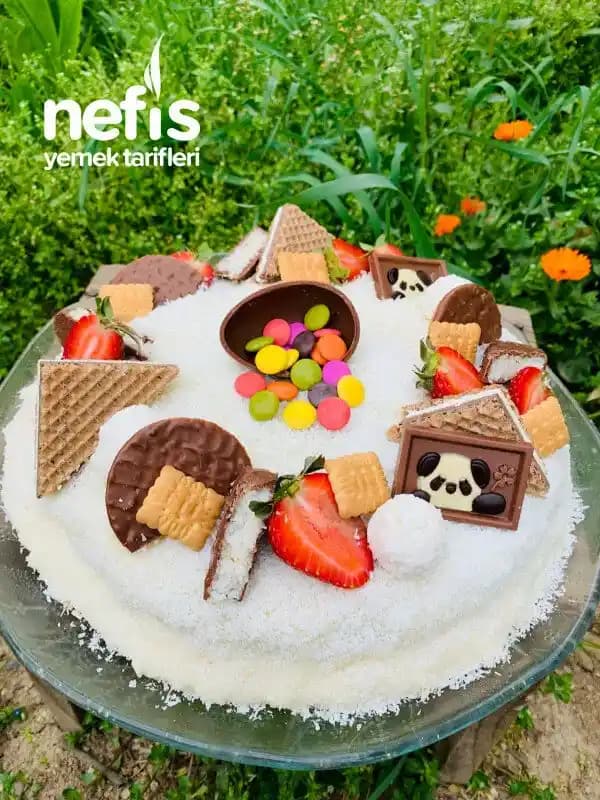 Evde Kolay Doğum Günü Pastası Tarifi: Adım Adım Hazırlama ve Dekorasyon İpuçları