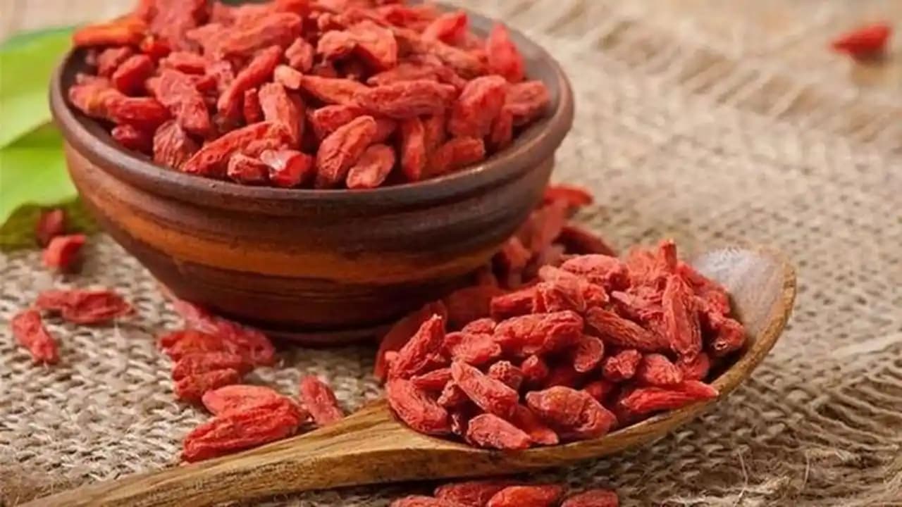 Gojiberry ve Kuru Meyve Seçenekleri: Sağlıklı Beslenme İçin Bilmeniz Gerekenler