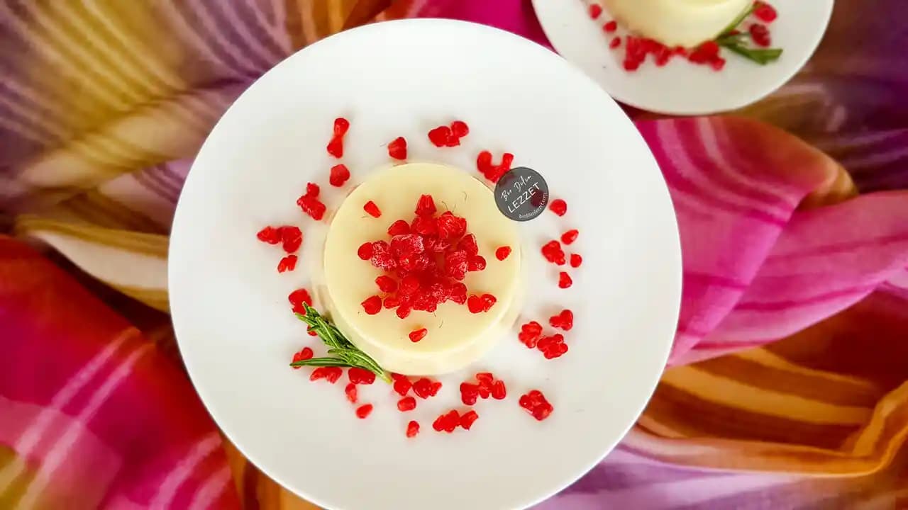 Halktan Beyaz Çikolatalı Tatlılar: Geleneksel ve Modern Tariflerle Lezzet Dolu Seçenekler