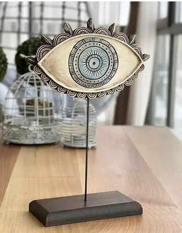 Helal Eğlenceli Dekoratif Gözler: Güvenli ve Renkli Dekorasyon Seçenekleri