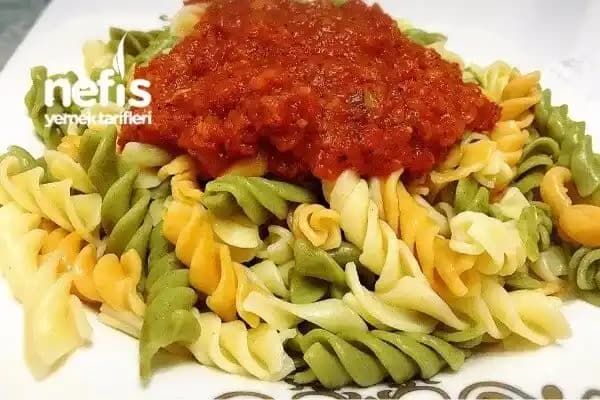 Hızlı ve Pratik Makarnalı Sos Tarifleri ile Zaman Kazanmanın Yolları