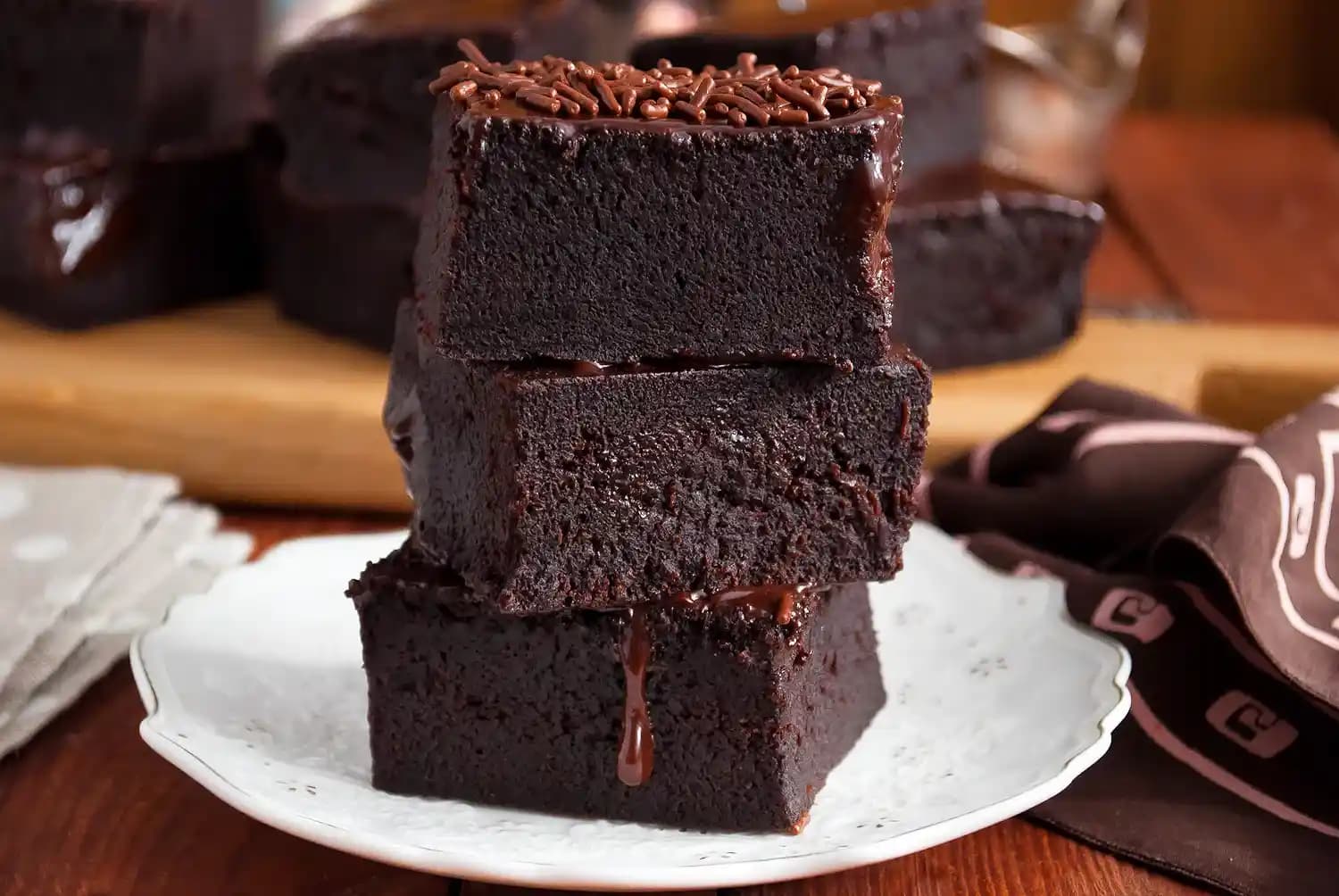 Kakao Zenginleştirilmiş Browni Tarifleri ve Püf Noktaları