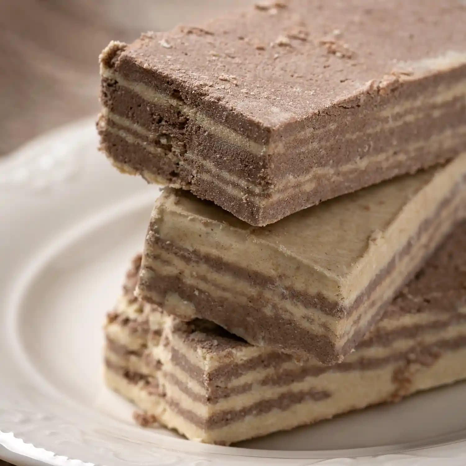 Kakaolu Tahin Helvası: Geleneksel Lezzete Sağlıklı ve Modern Bir Dokunuş