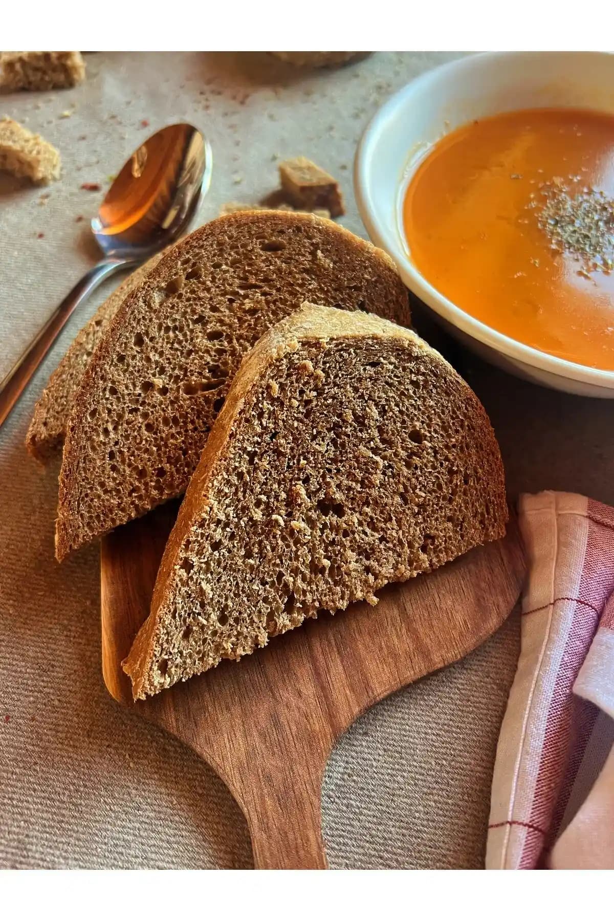 Karabuğday Unlu Ekşi Mayalı Ekmekler: Sağlıklı ve Doğal Bir Alternatif