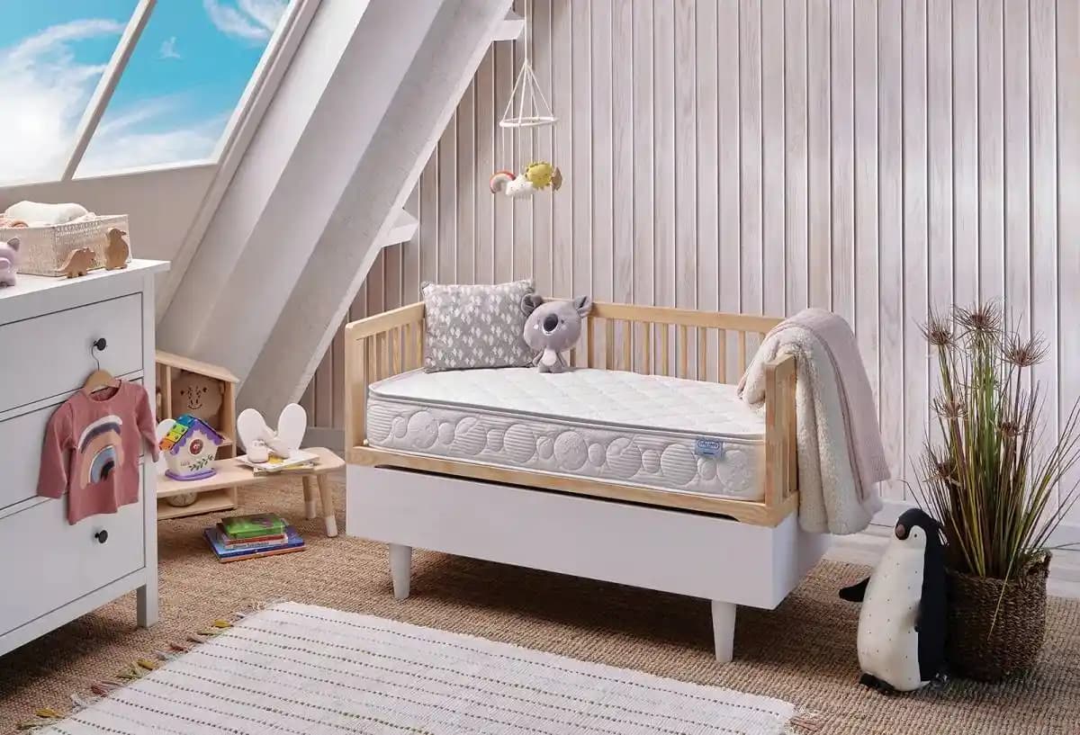 Konfor ve Güvenlik Standartlarına Uygun Bebek Yatakları Seçimi Rehberi