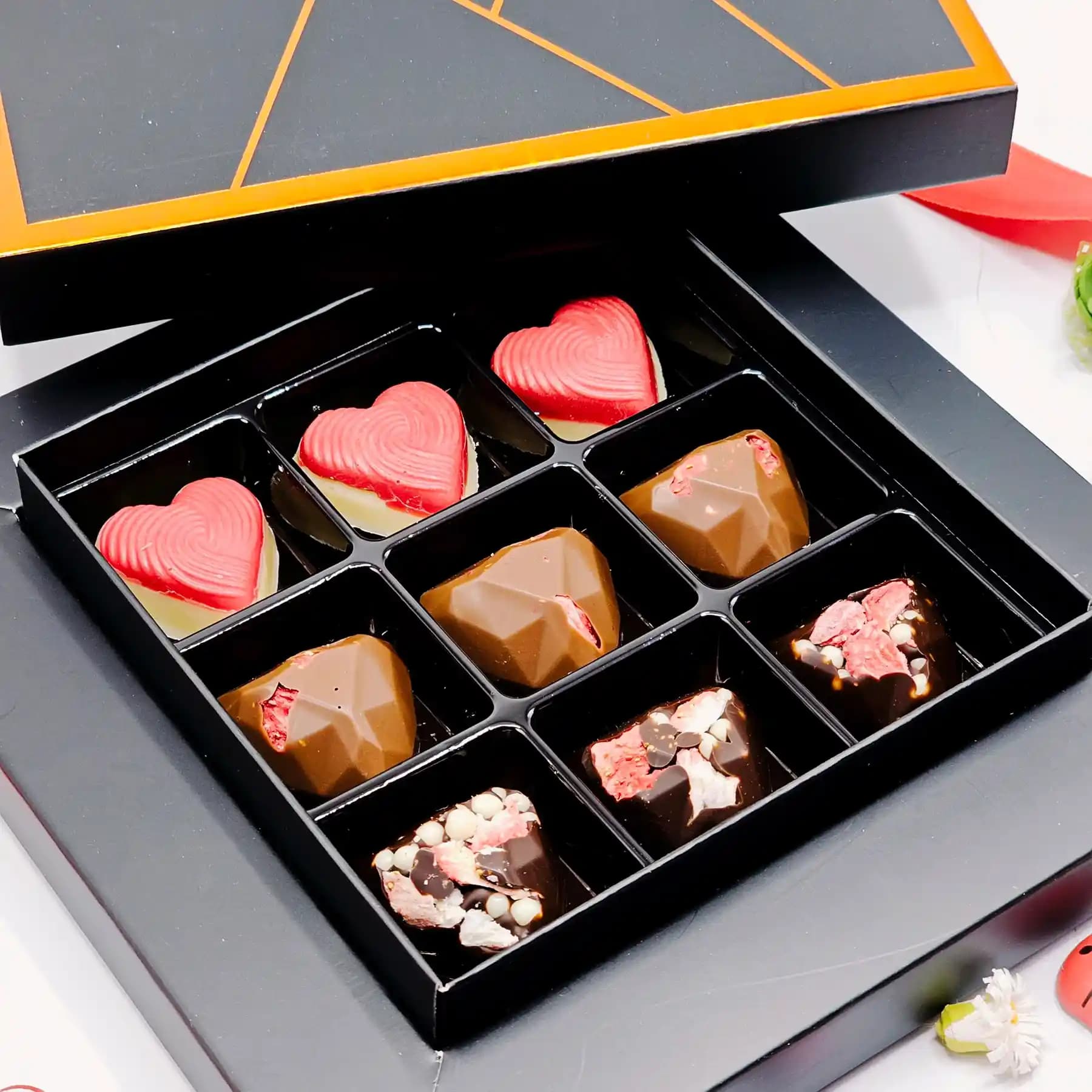 Lavi Gurme Çikolata ile Sevgililer Gününde Zarif ve Lezzetli Hediye Seçenekleri