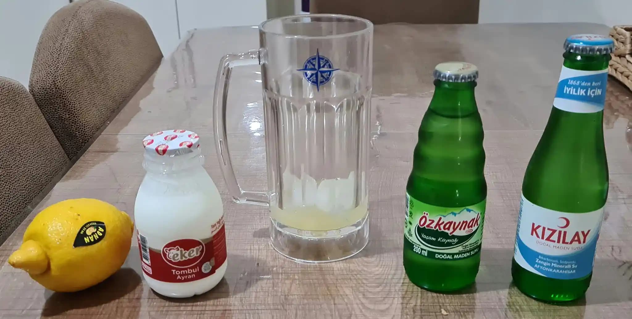 Limon Soda Tarifleri ve Satın Alma Seçenekleri: Ev Yapımı ve Market Ürünleri