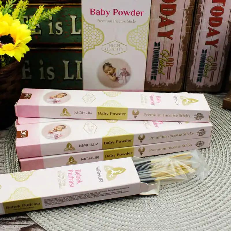 Lofty Royal Amber Mum Bebek Pudrası Güvenli ve Hassas Ciltler İçin Uygun Bebek Bakım Ürünü