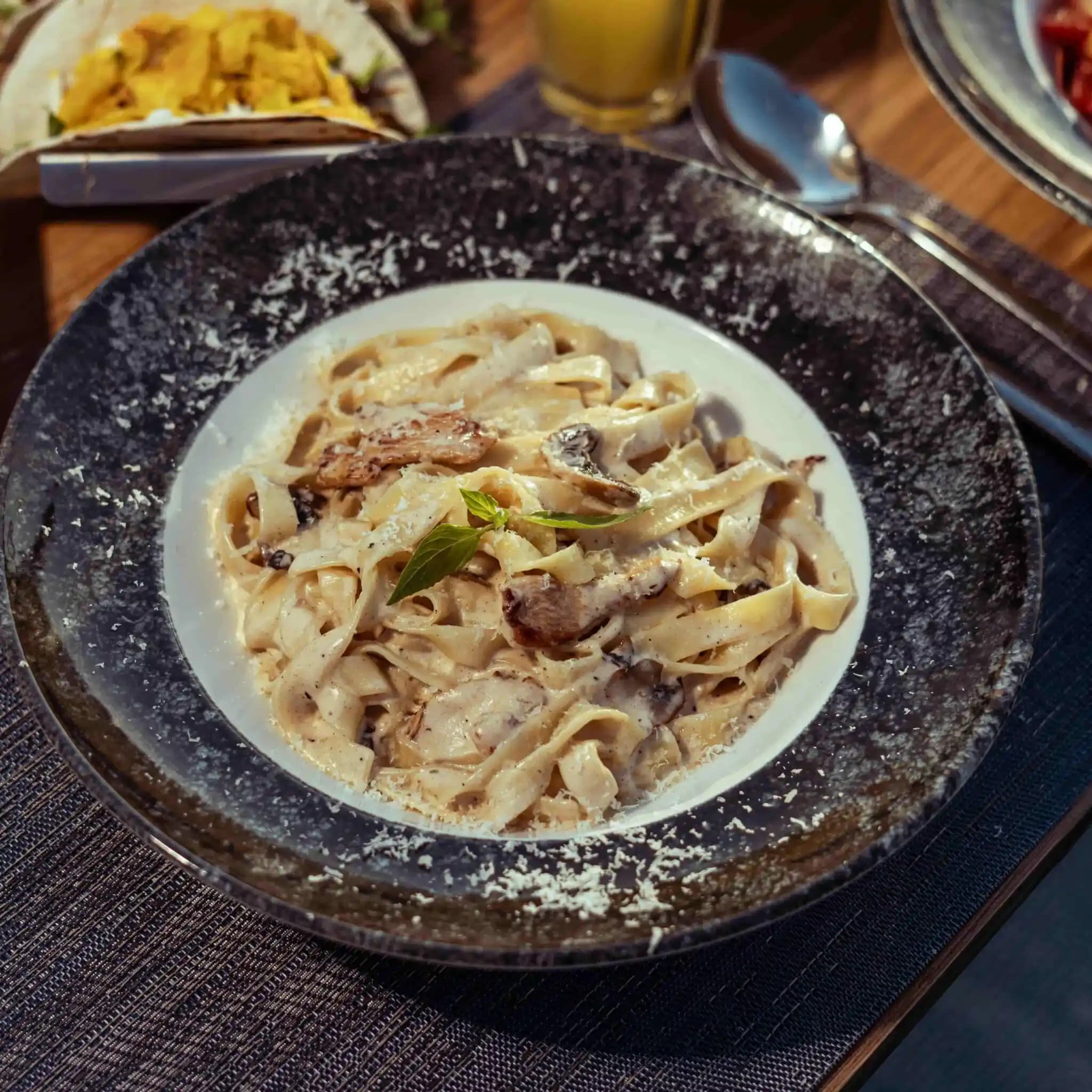 Makarna Sosları: Çeşitleri, Kullanımı ve Pratik Tarifler Hakkında Detaylı Rehber