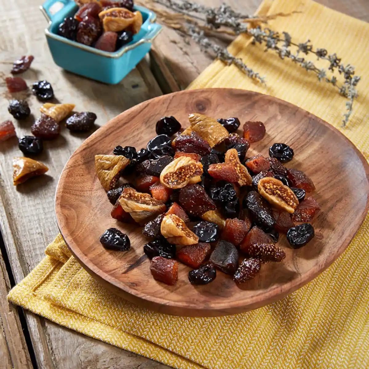 Marketlerde Satılan Kuru Meyve Karışımlarında Kalite ve Çeşitlilik Üzerine Bir Değerlendirme