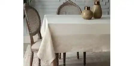 Masa Örtülerinde Hijyen ve Pratiklik: Günlük Kullanım İçin En İyi Tavsiyeler ve Özellikler