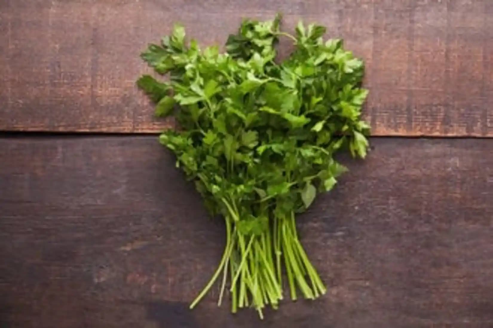 Maydanozun Farklı Gramaj Seçenekleri ve Sağlık Katkıları Hakkında Bilgi