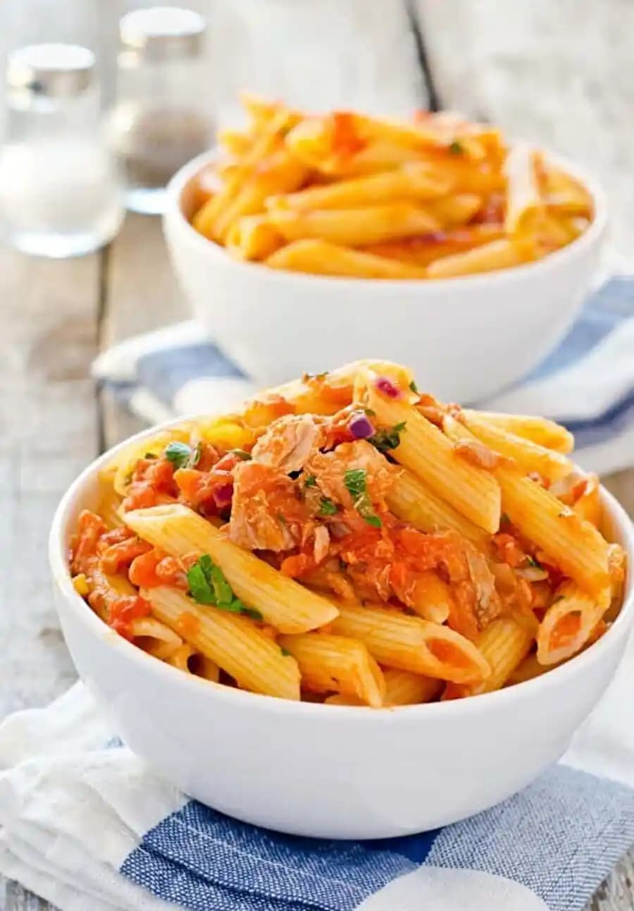 Pratik Hızlı Makarna Sosları: Günümüz Mutfaklarının Zaman Kazandıran Çözümü