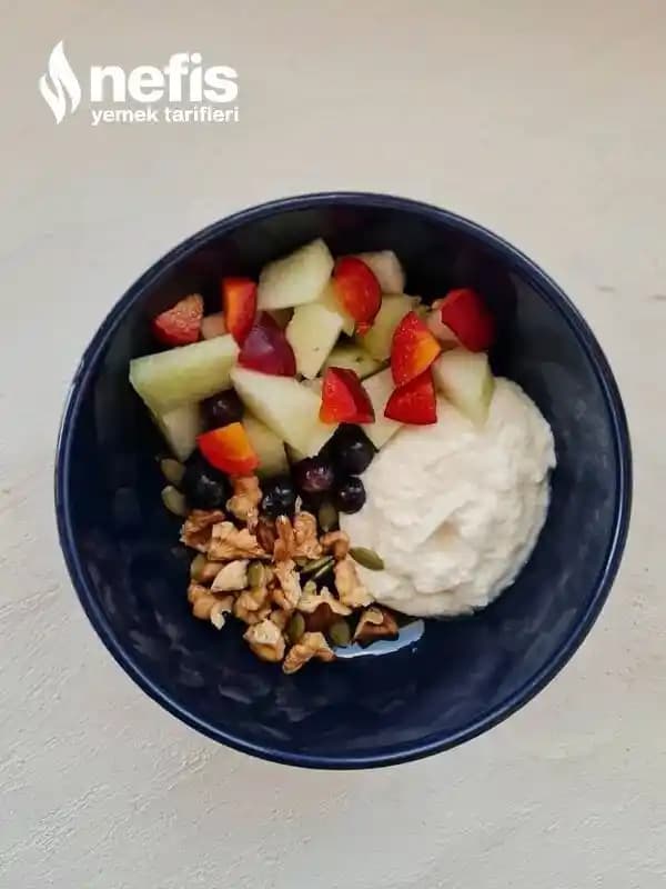 Sağlıklı Meyveli Yoğurt ve Diyet İçin En İyi Alternatifler Hakkında Bilgiler
