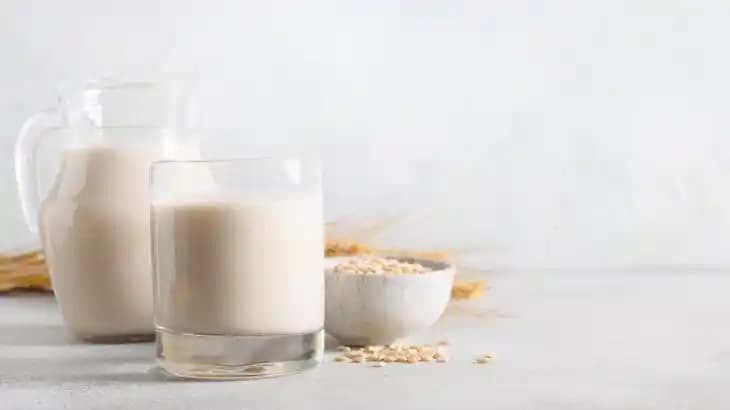 Sindirim Problemleri Olanlar İçin Laktozsuz Süt: Güvenilir ve Kolay Sindirilebilir Alternatif