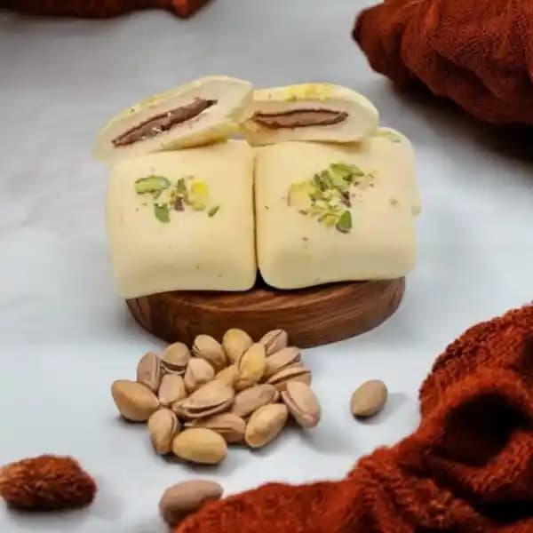 Türk Lokumu ve Beyaz Çikolata: Tat Profilleri ve Kullanım Alanlarındaki Farklılıklar