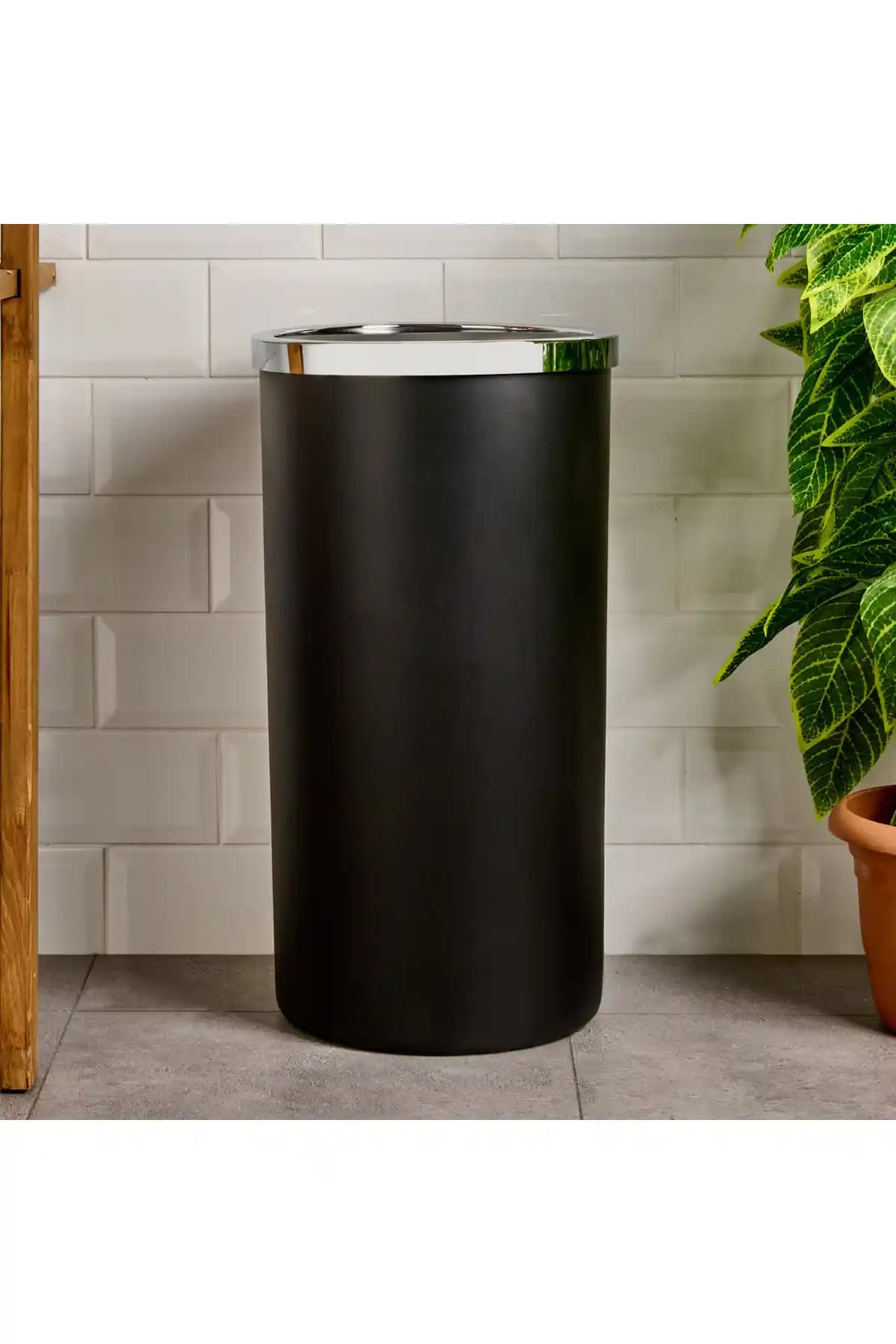 Primanova Lenox 35 Litre Siyah Dayanıklı Plastik Mutfak Çöp Kovası