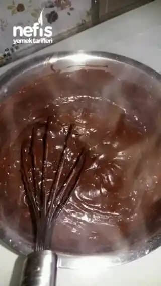 Çok Amaçlı Pasta Çikolata Lezzet Artırıcılar: Mutfakta Yenilikçi Tat ve Görünüm Geliştirme