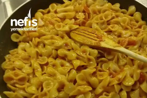 Pratik Soslu Makarna Tarifleri: Hızlı ve Lezzetli Yemekler İçin Rehber