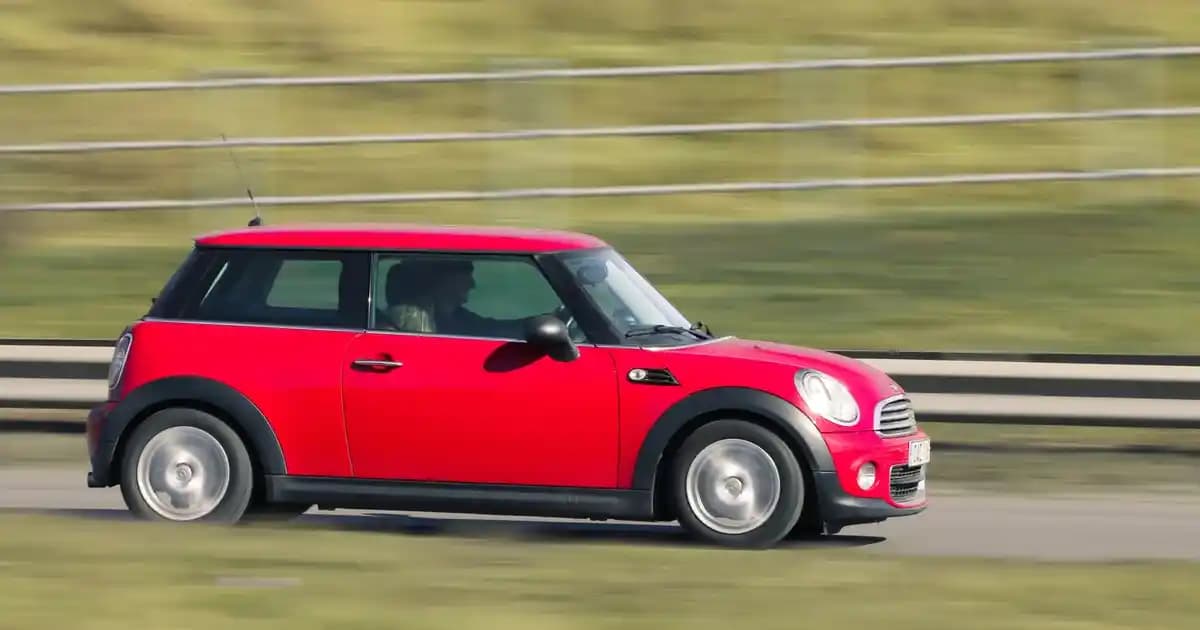 Bulaşık Süngeri Seçimi ve Mutfak Hijyeninde Önemi Hakkında Detaylı Rehber