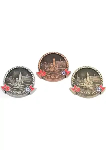 İstanbul'un ikonik yapılarının yer aldığı özgün magnet tasarımı ve şık dekoratif ürünler